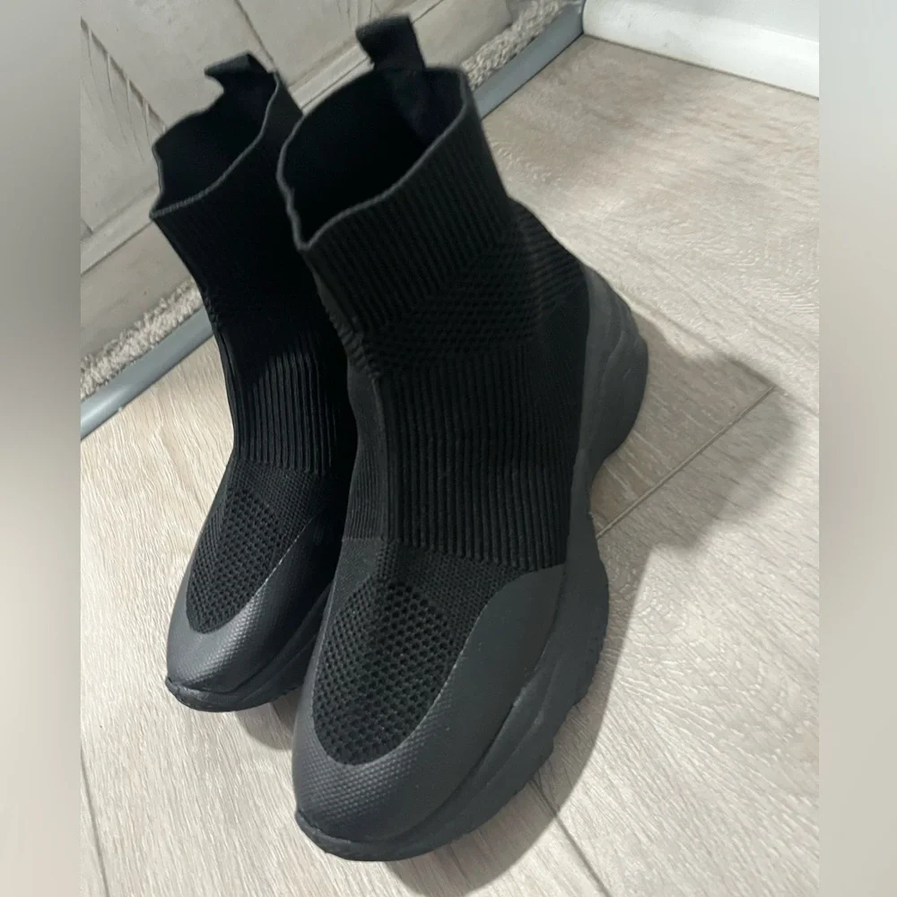 Half Boot 🥾 - Picture 2 of 6